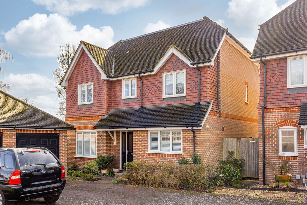 Property photo 1 of 26