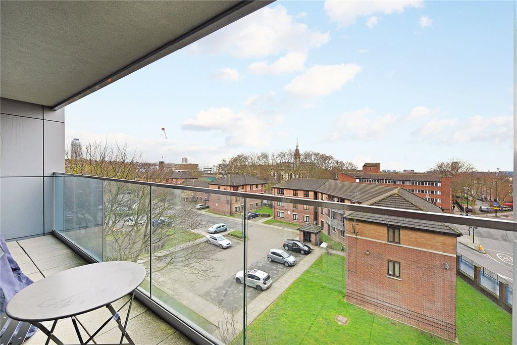 Property photo 3 of 10