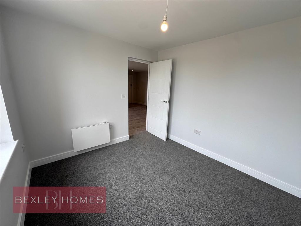 Property photo 3 of 5 Img_1848 2.Jpg