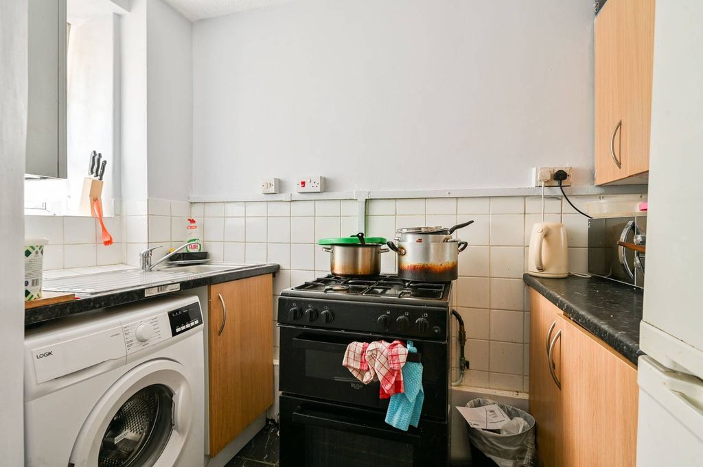 Property photo 3 of 3