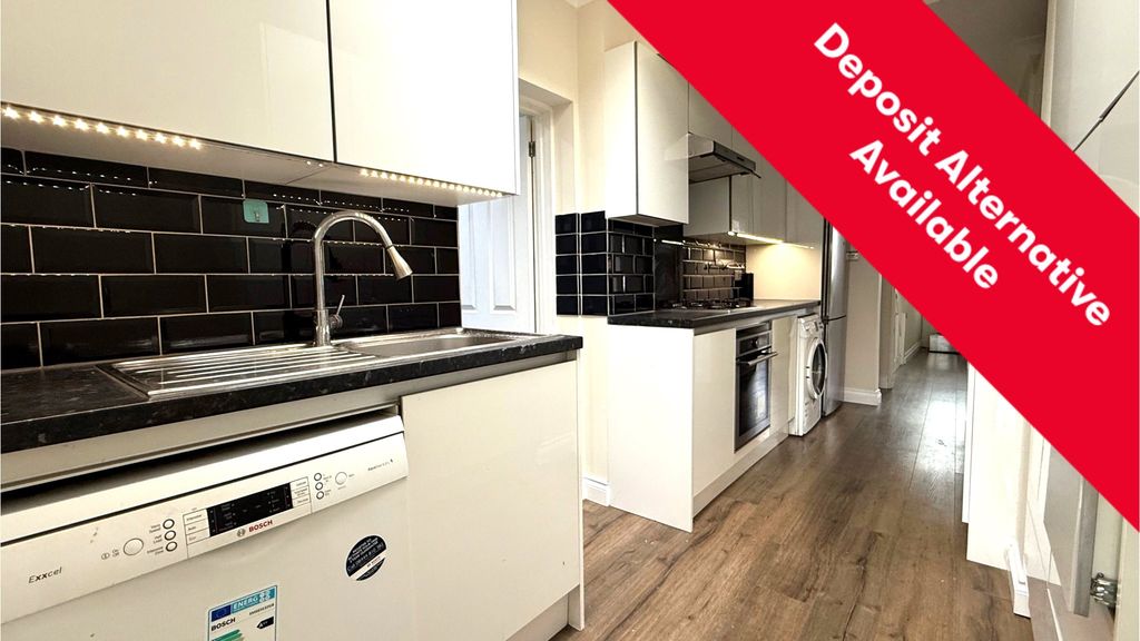 Property photo 1 of 10 Kitchen