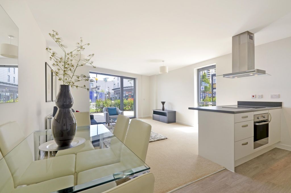 Property photo 1 of 9 Example - Recepti...