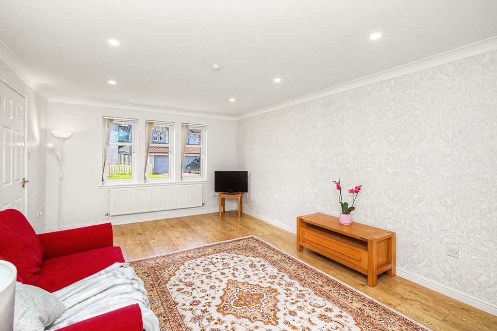 Property photo 2 of 14 Property Image 2