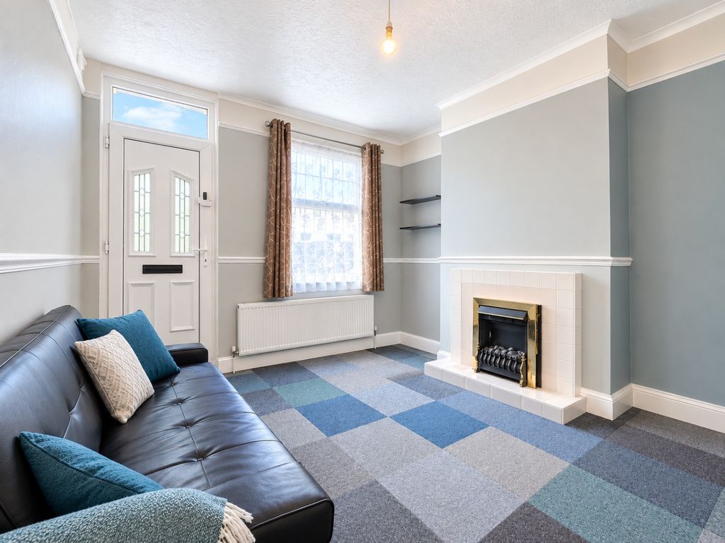Property photo 2 of 8 4833132