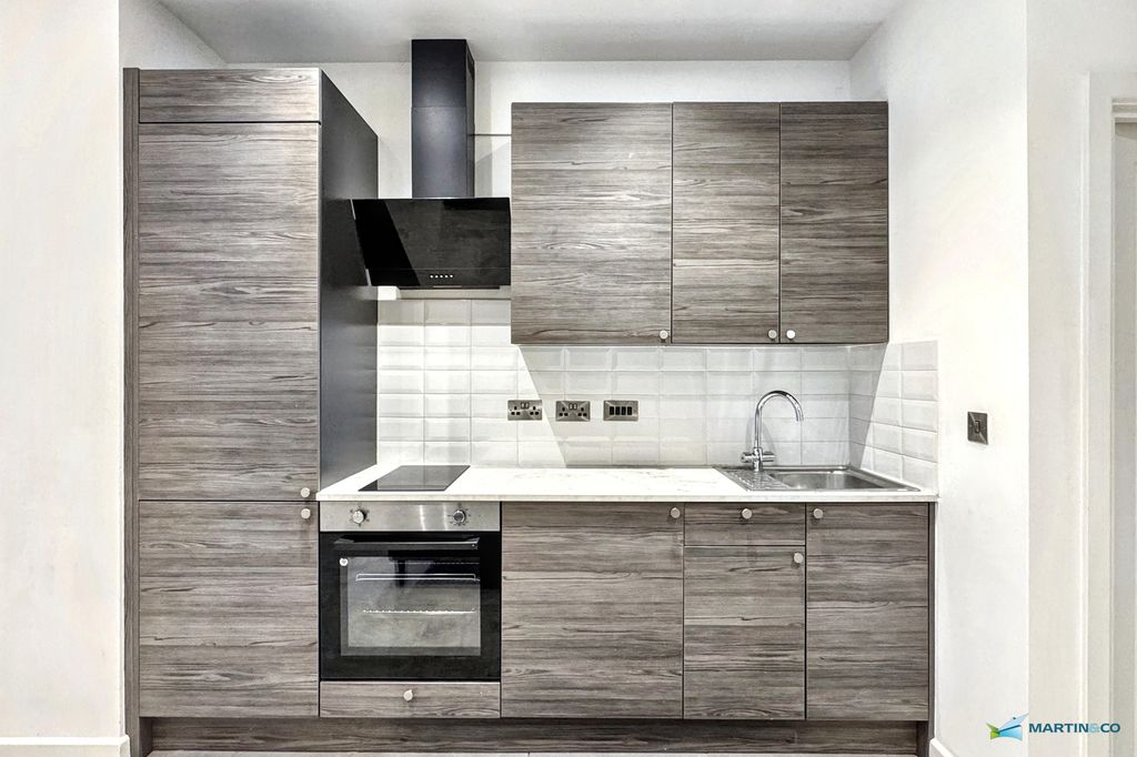 Property photo 3 of 11 Img_4796