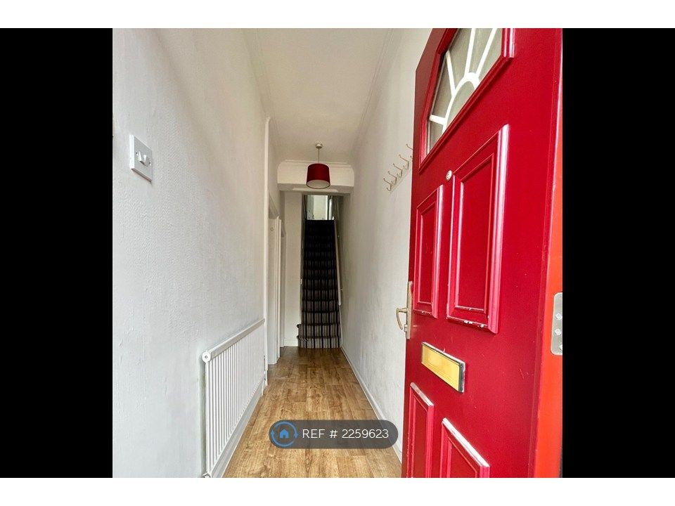 Property photo 1 of 15 Entrance Hall