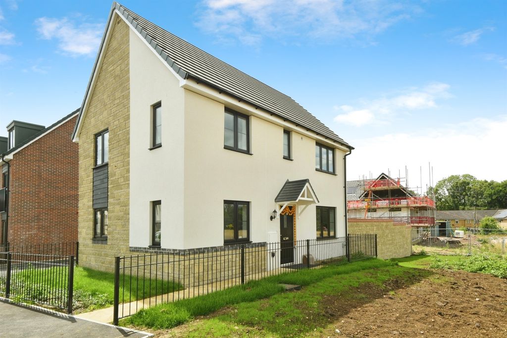 Property photo 1 of 14