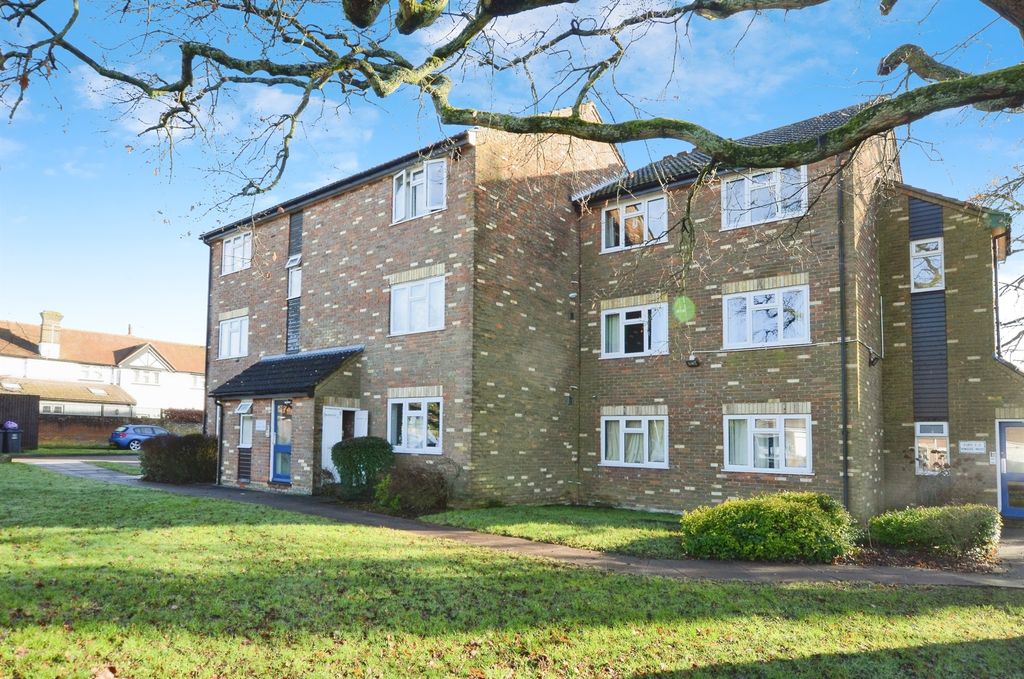 Property photo 1 of 15