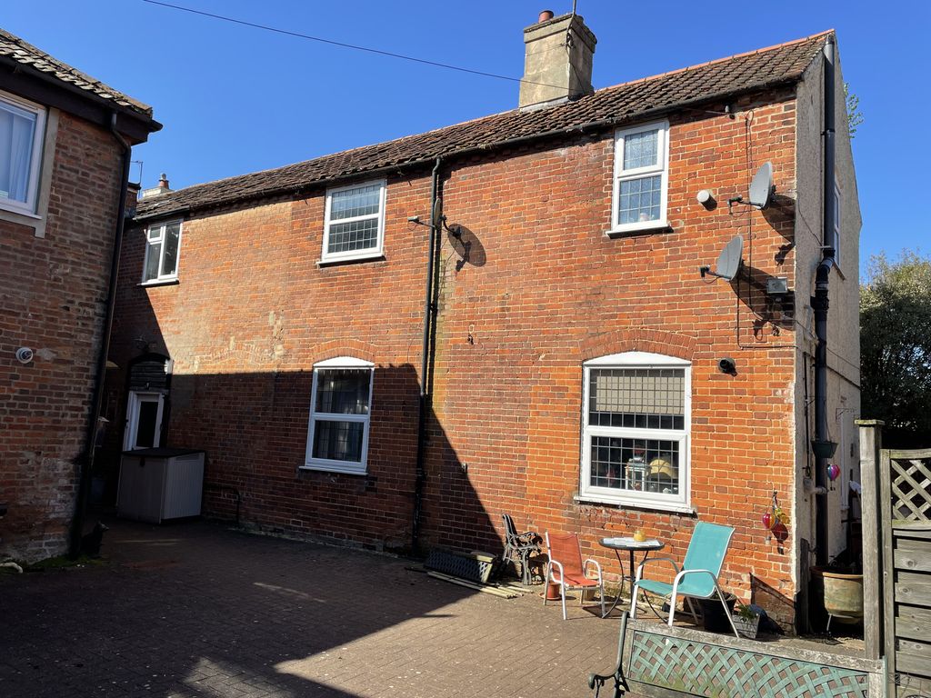 Property photo 1 of 7