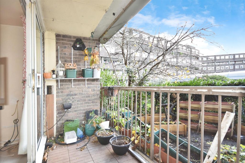 Property photo 2 of 6 745462F3-Dsc_0210.Jpg