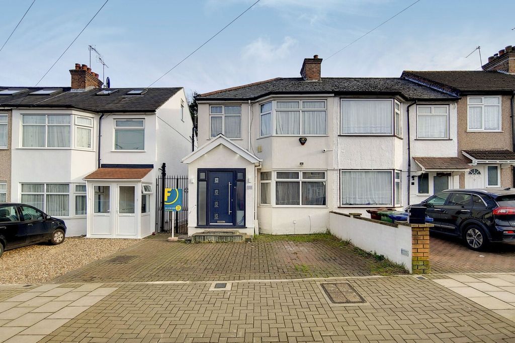 Property photo 2 of 14