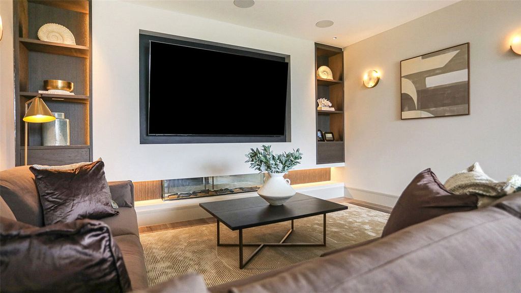 Property photo 3 of 26 Cinema Room