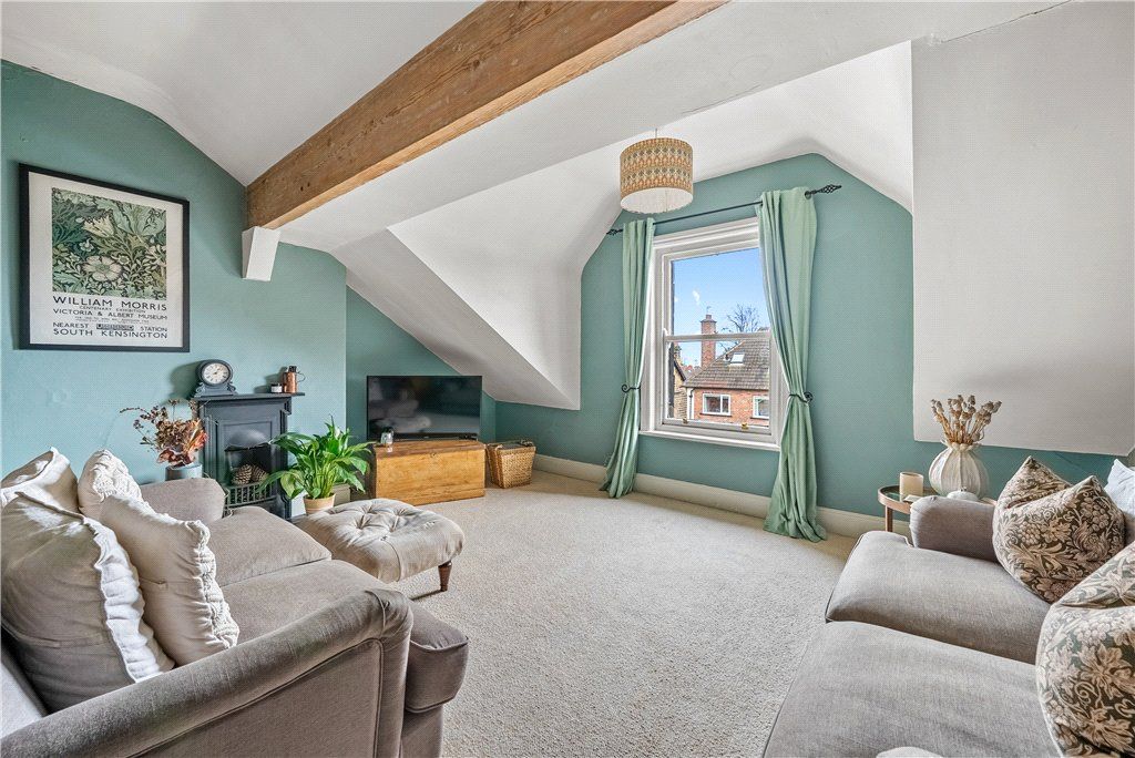 Property photo 2 of 15 Lounge Diner