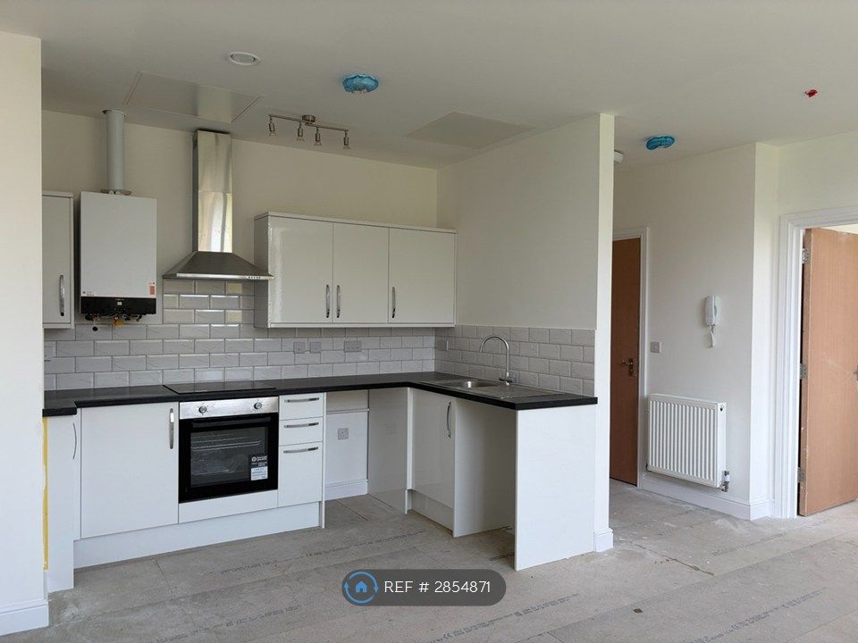 Property photo 1 of 3