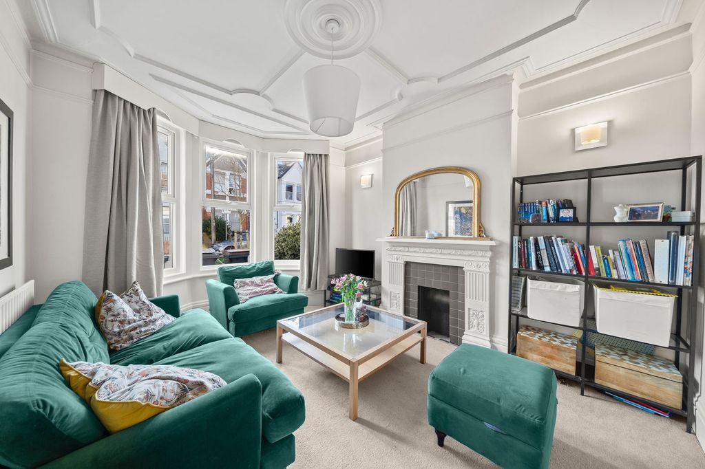 Property photo 1 of 13