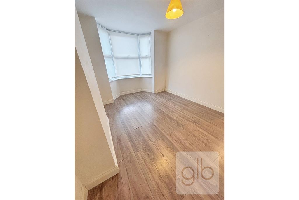 Property photo 3 of 22 3.Png