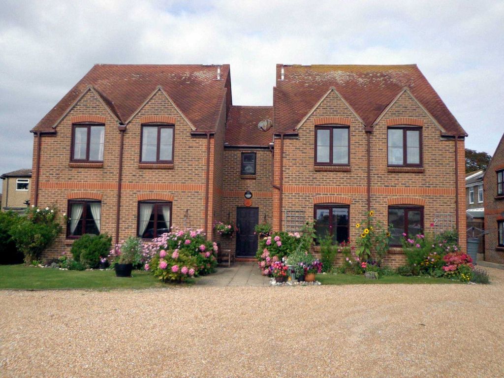 Property photo 1 of 3