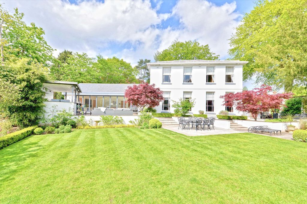 Property photo 1 of 34 Image