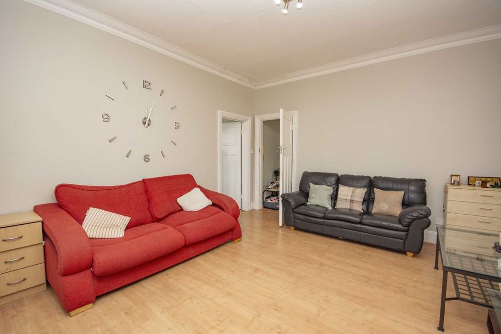 Property photo 2 of 4
