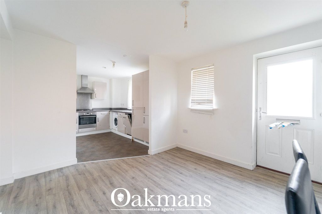 Property photo 2 of 14 Picture No. 12