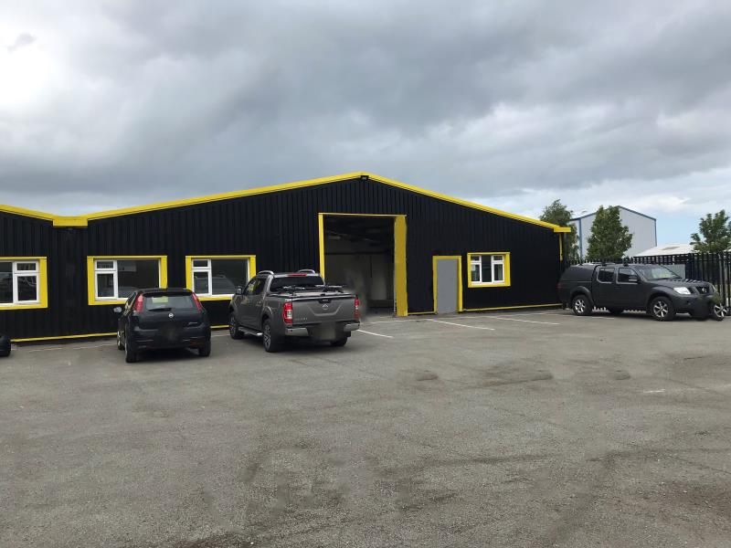 Property photo 2 of 9