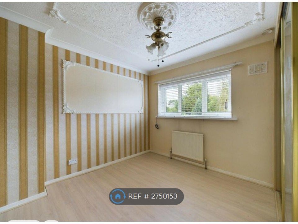 Property photo 3 of 18 Bedroom 2