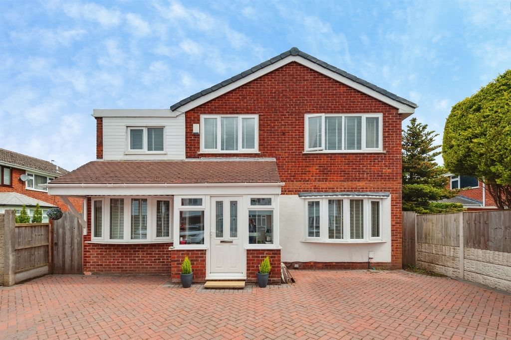 Property photo 1 of 22