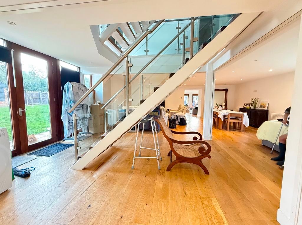 Property photo 2 of 24