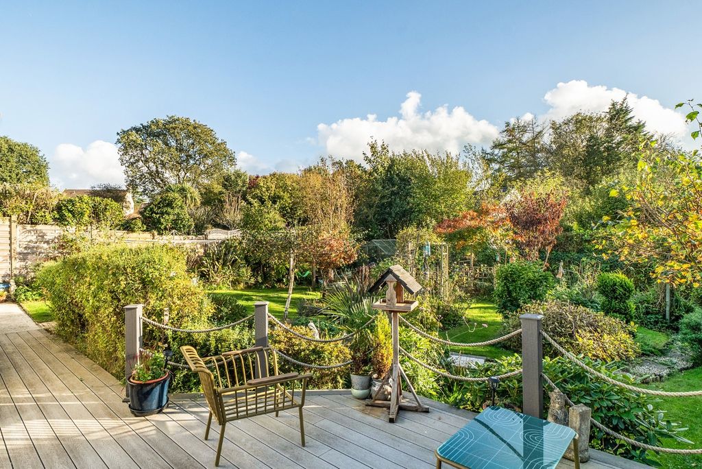 Property photo 3 of 14 5560217