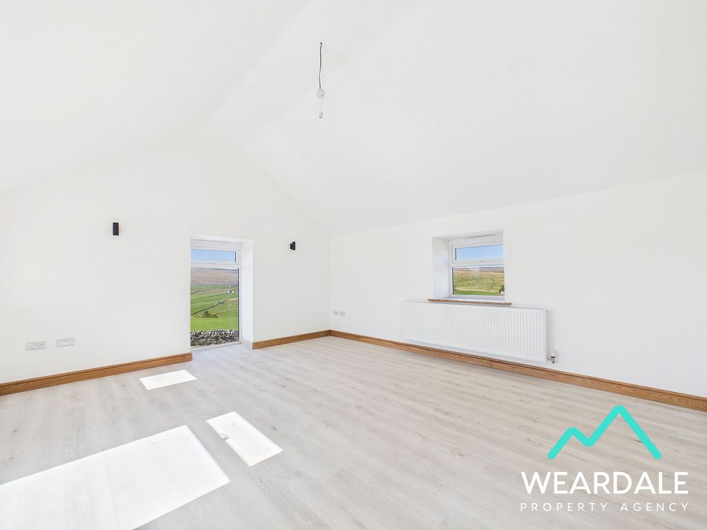 Property photo 3 of 32