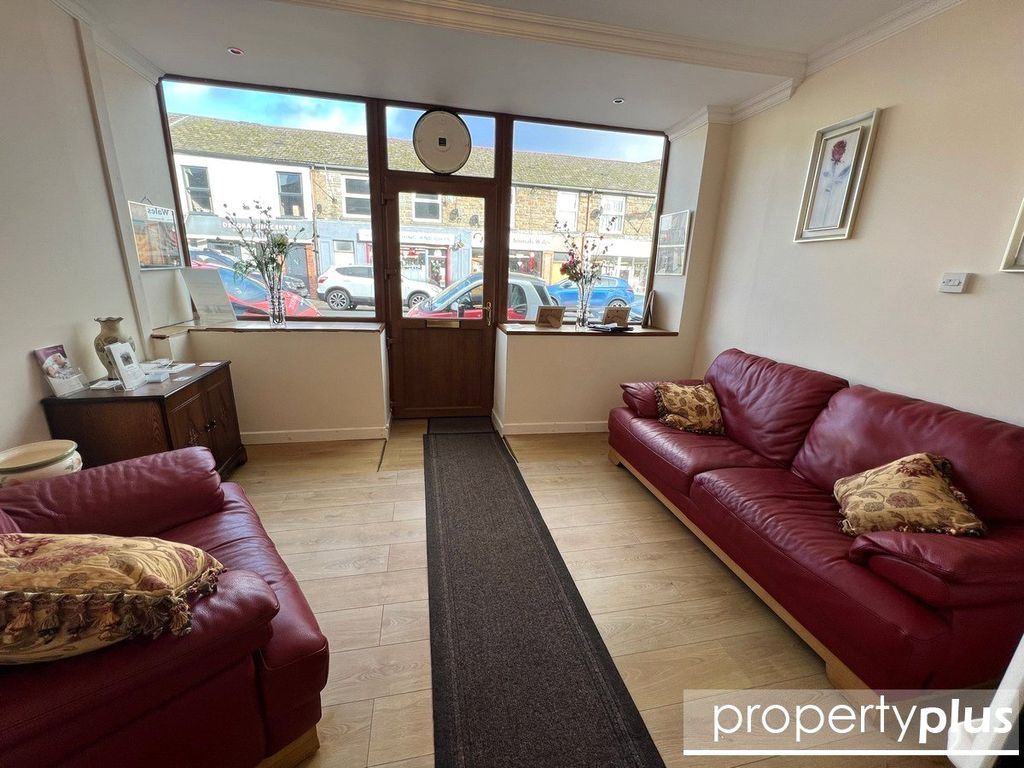 Property photo 3 of 16 Picture No. 08