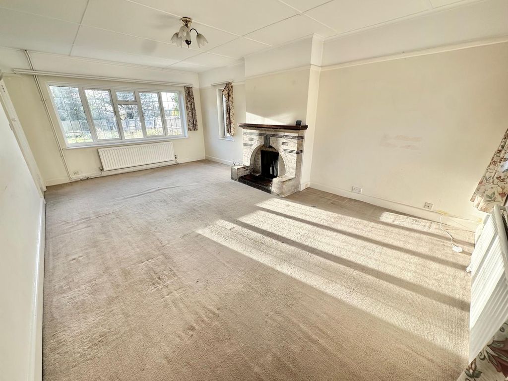 Property photo 3 of 16 Img-20251119-Wa0006