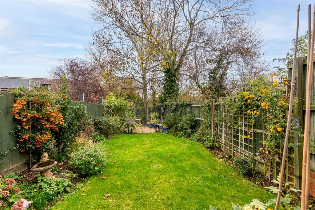 Property photo 2 of 20 Dsc_1518-Hdr-Edit.Jpg