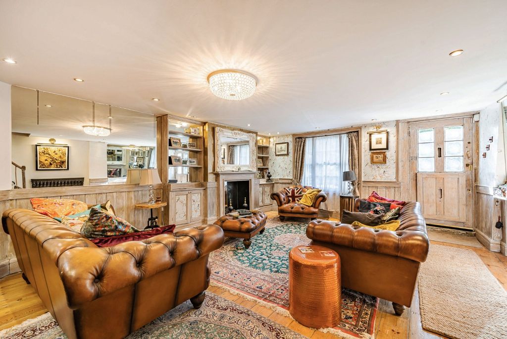Property photo 2 of 16 Recepton Room