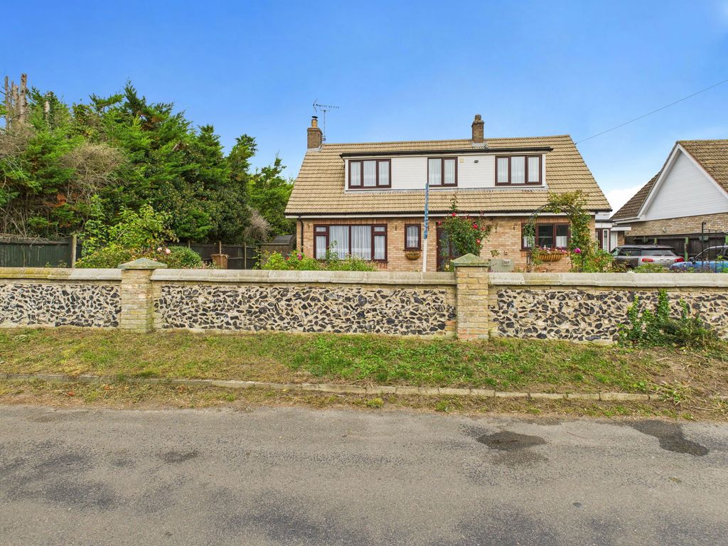 Property photo 1 of 26