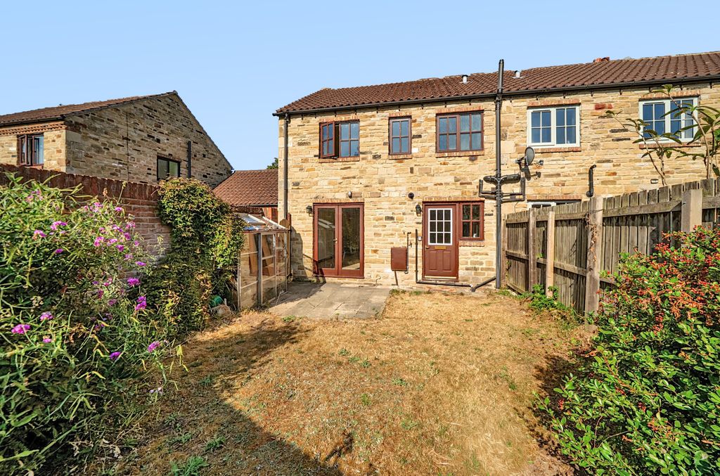 Property photo 2 of 14 1507964-18-6A7Cb4...