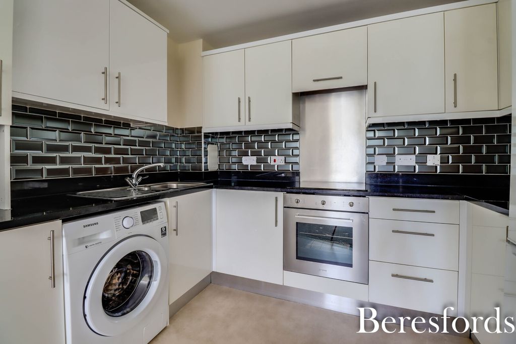 Property photo 3 of 13 Picture No. 22