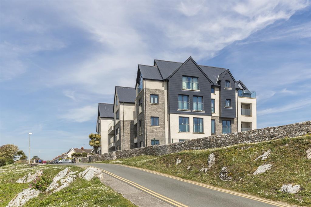 Additional image 26 of 2 bed flat for saleWaterstone House, Tenby SA70