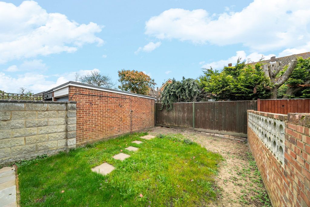 Property photo 2 of 16 Photo 22