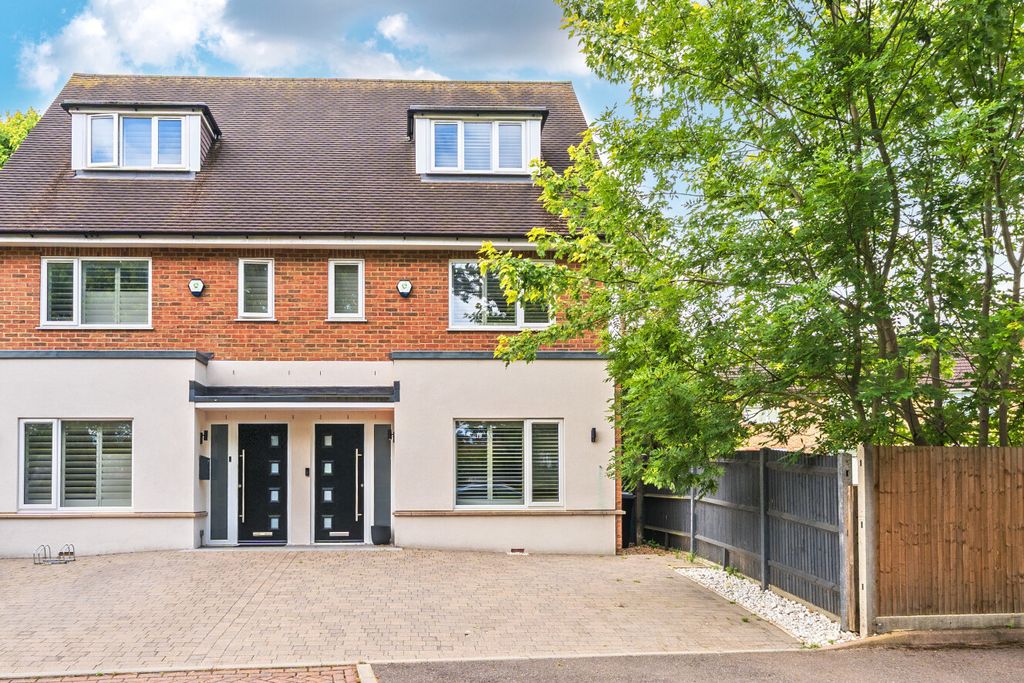 Property photo 1 of 20 1471281-20-6A27Dd...