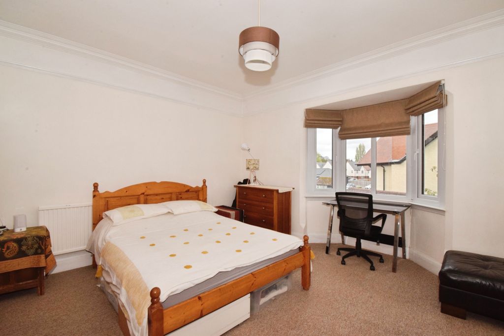 Additional image 15 of 4 bed semi-detached house for saleHolmfield Road, Leicester LE2