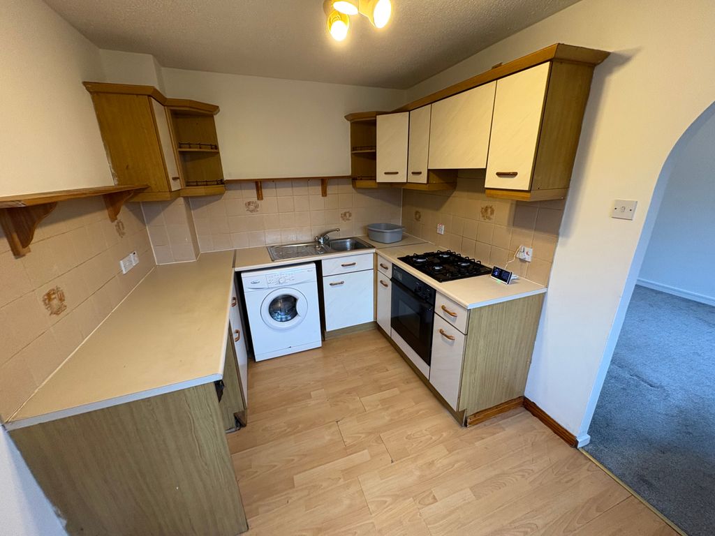 Property photo 3 of 8