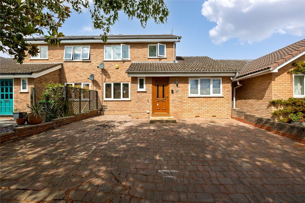 Property photo 1 of 21 Picture No. 32