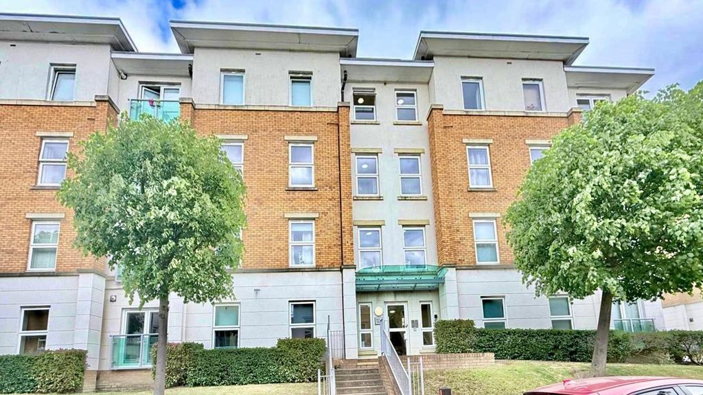 Property photo 1 of 7