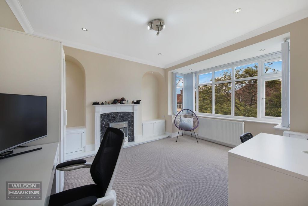 Property photo 2 of 13 14A Dudley Gardens - Ydycjl3W4Pmioyjcqmwn.Jpg