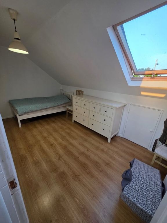 Property photo 1 of 3