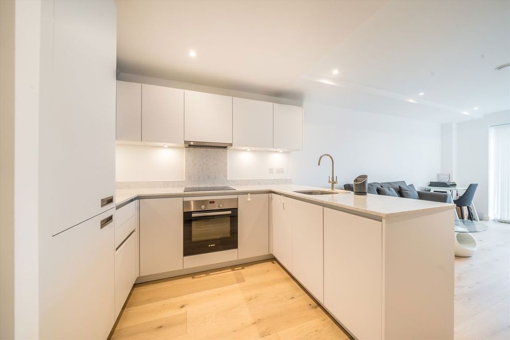 Property photo 3 of 9