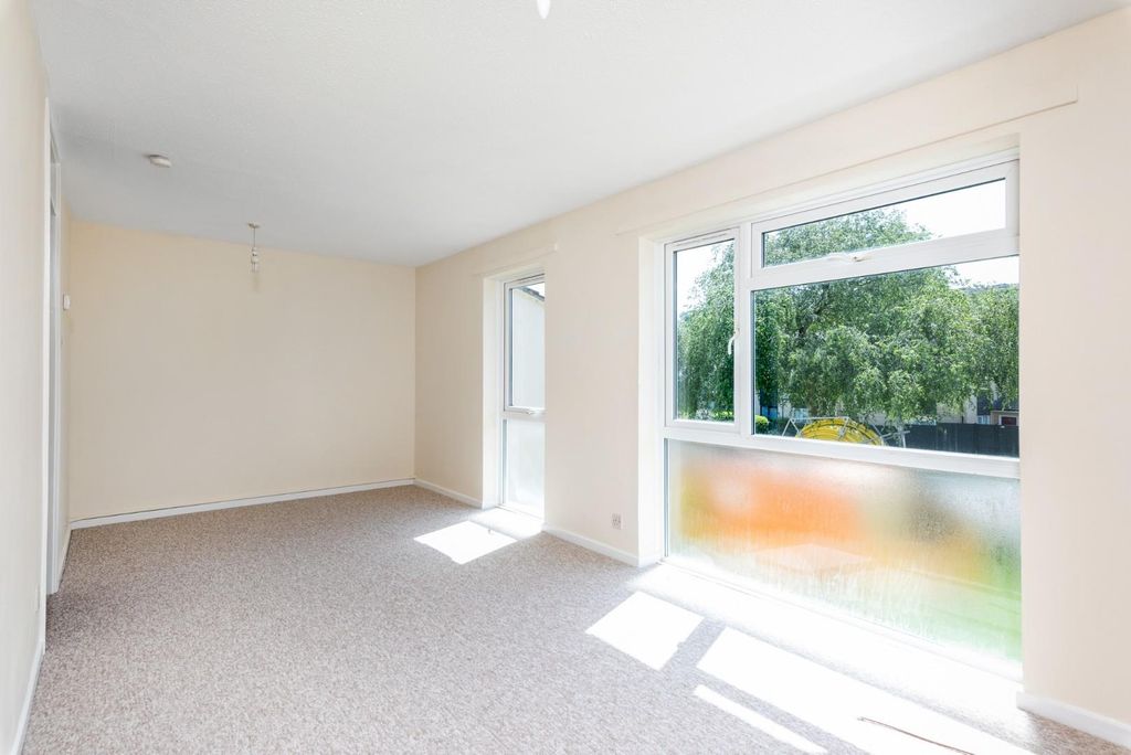 Property photo 2 of 13 14 Spring Lane, Bath BA1 6Ny-6.Jpg