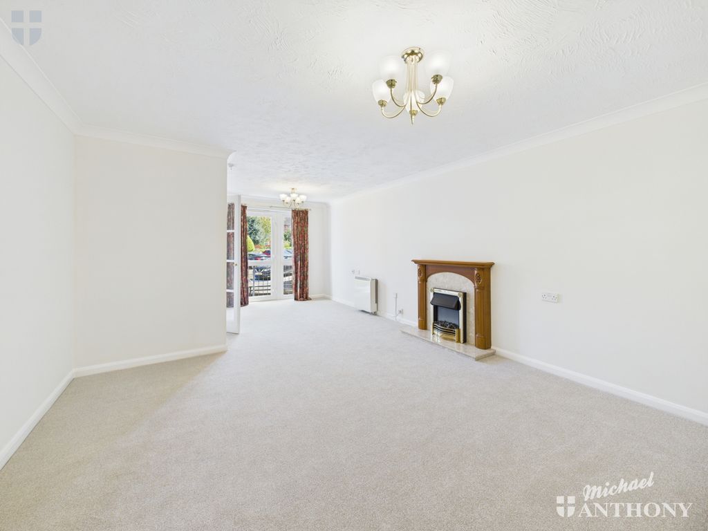 Property photo 2 of 11 Cam03852G0-Pr0251-Still001