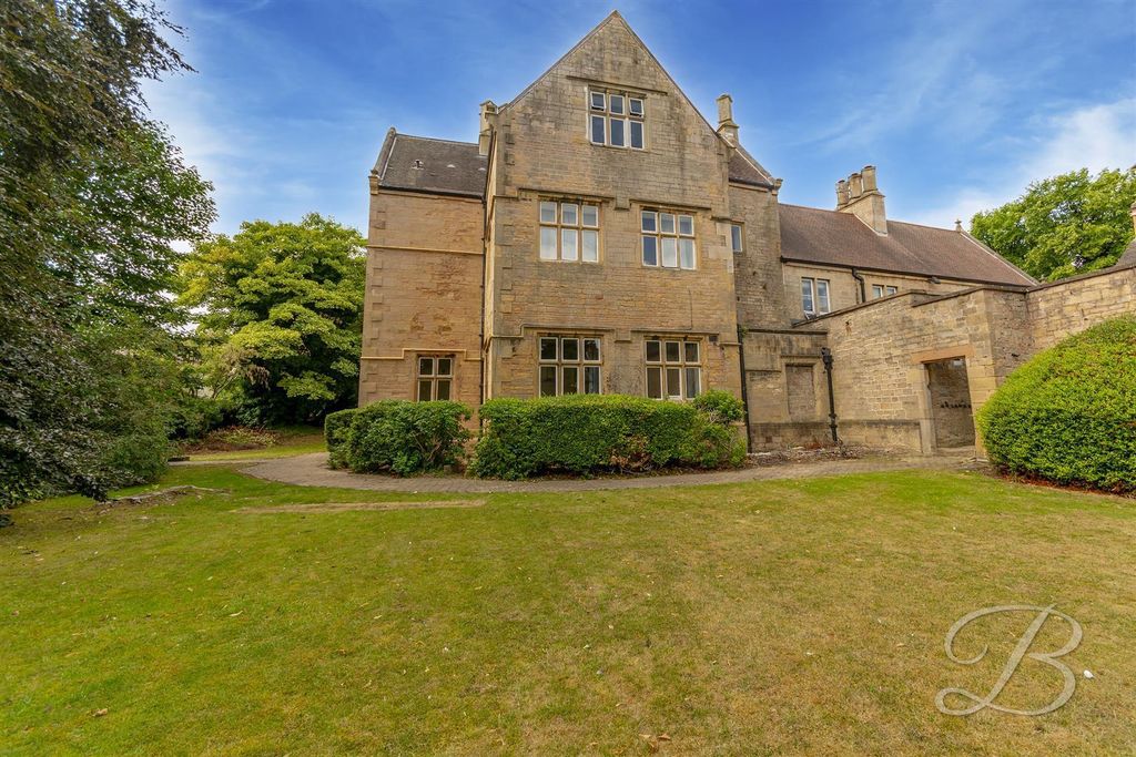 Property photo 1 of 9 Tq95Him4O02Wgdf1A7Lkmg.Jpg